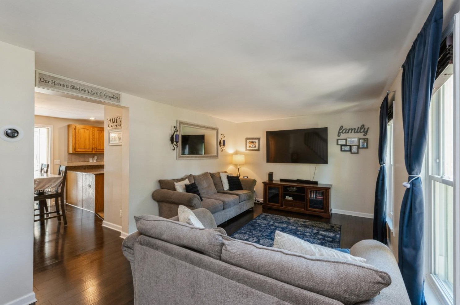 321 S Lasalle St, Hobart, IN 46342
