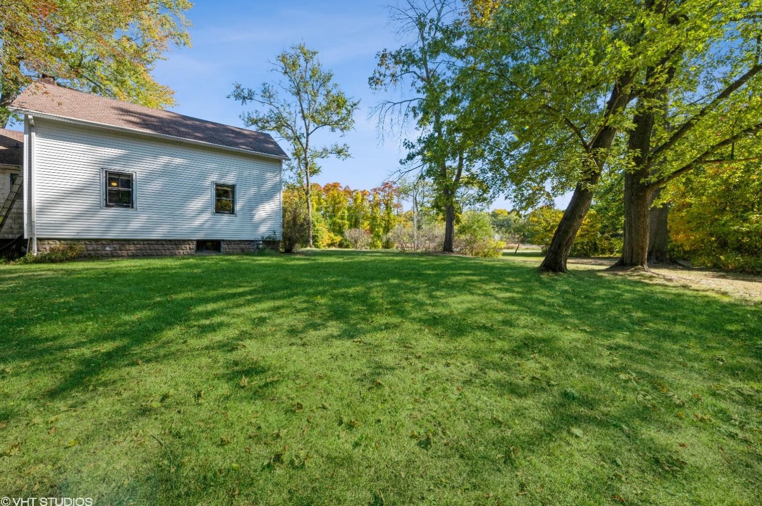 10414 N Grand Beach Rd, Michigan City, IN 46360