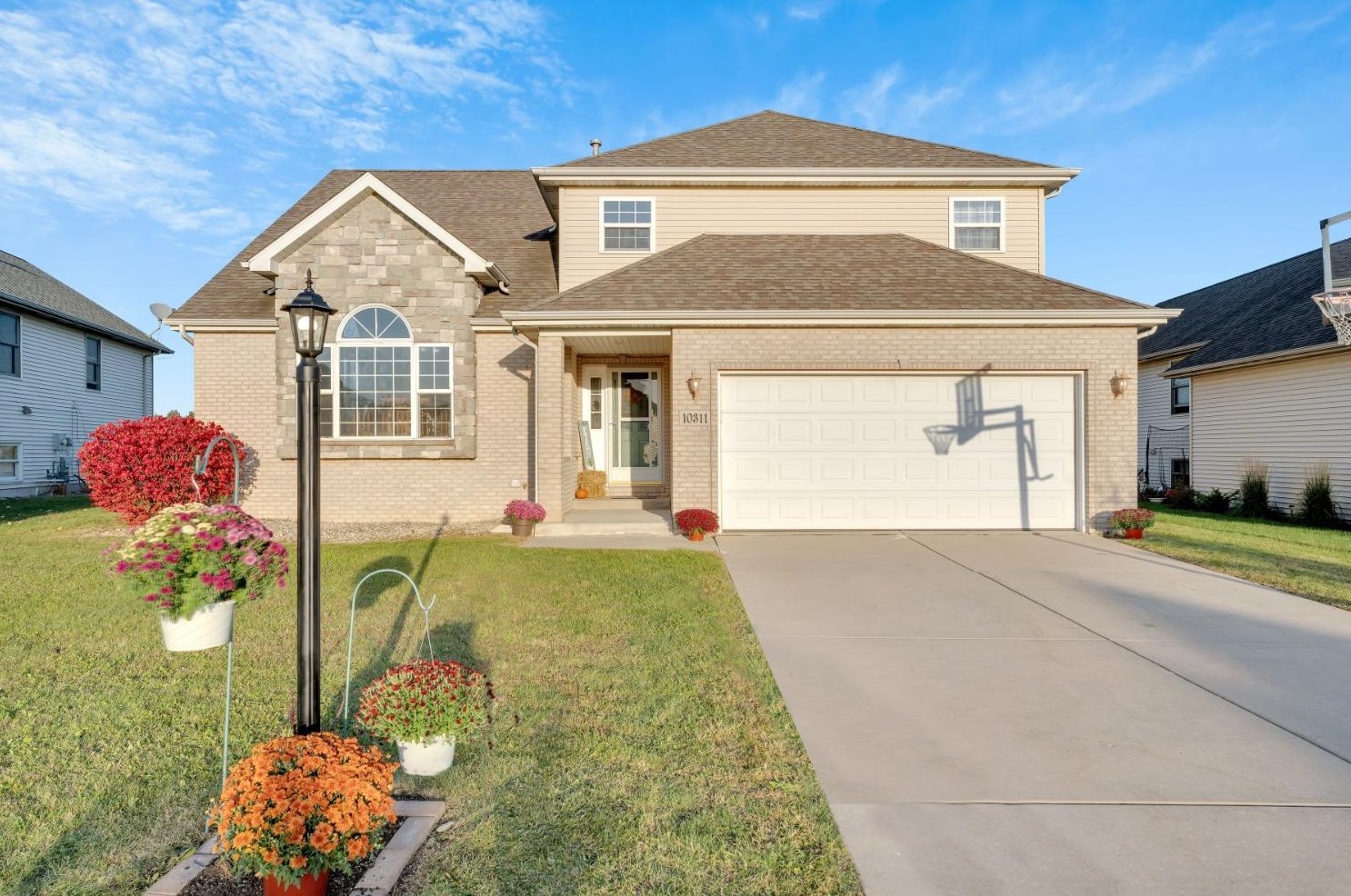 10311 Snead St, Crown Point, IN 46307