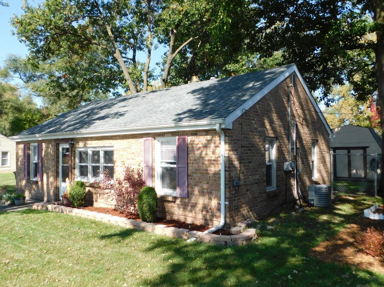 3724 W 39th Ave, Hobart, IN 46342