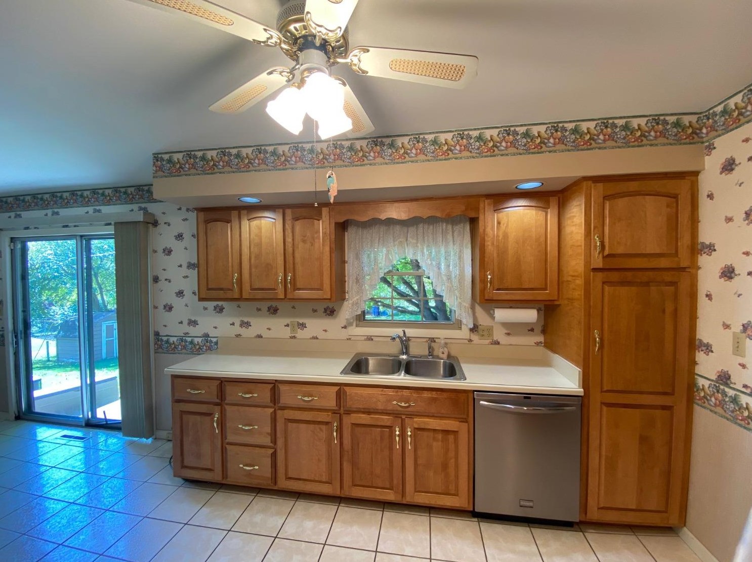 9540 Cleveland St, Crown Point, IN 46307