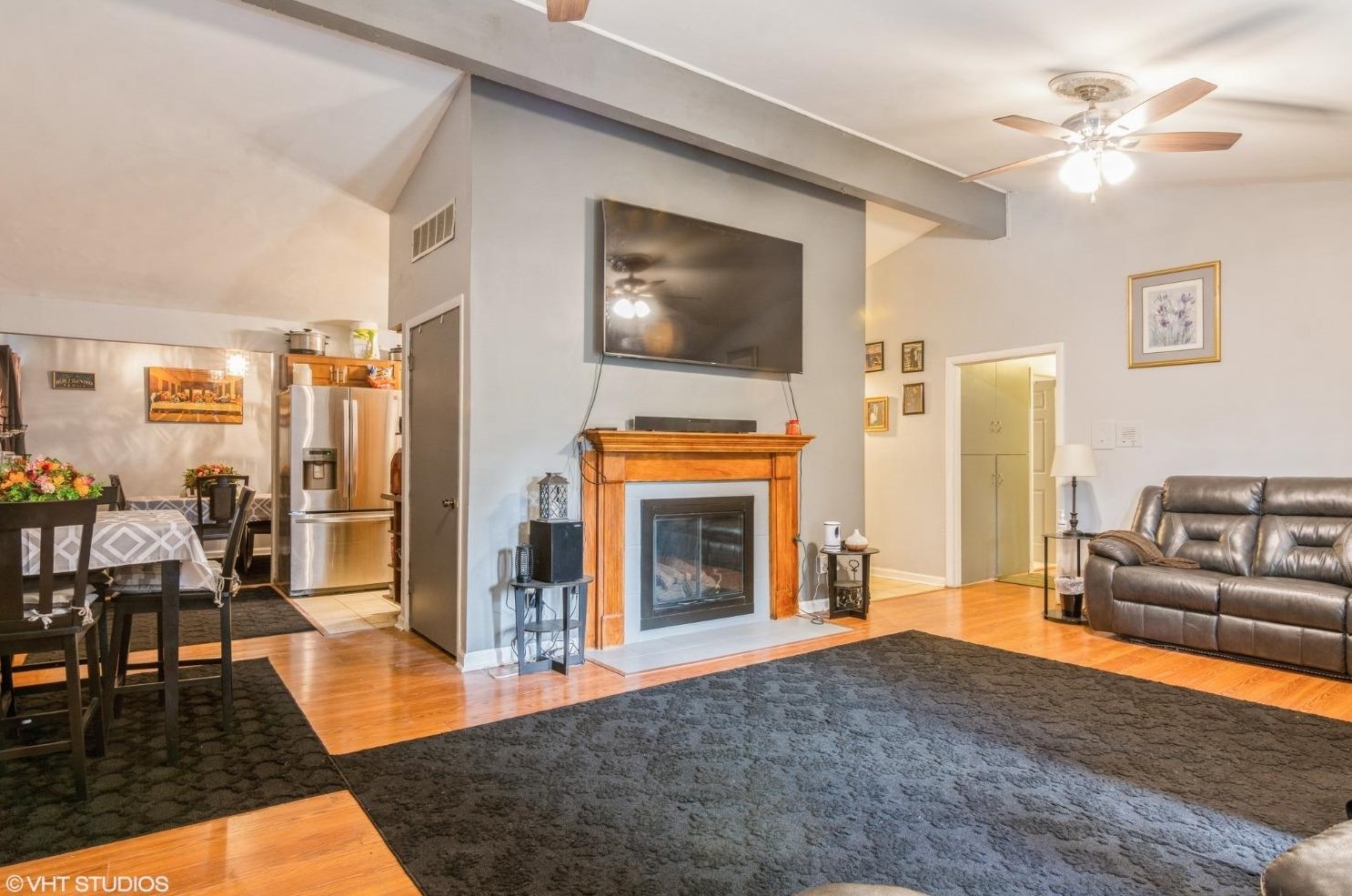 5533 Jefferson Pl, Gary, IN 46410