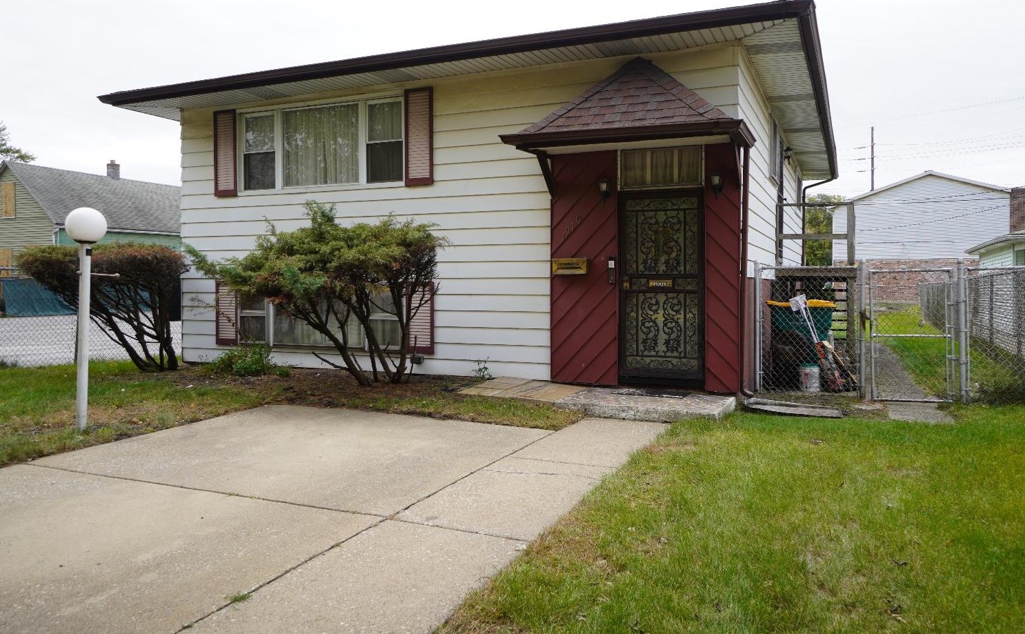 1910 Carolina St, Gary, IN 46407