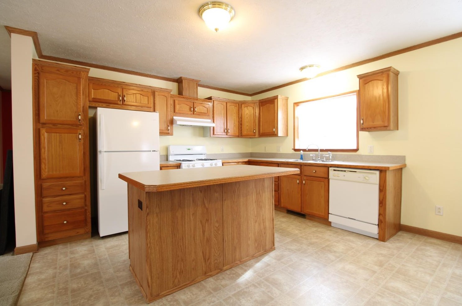 11233 Nicole Dr, Burr Oak, IN 46511-8730