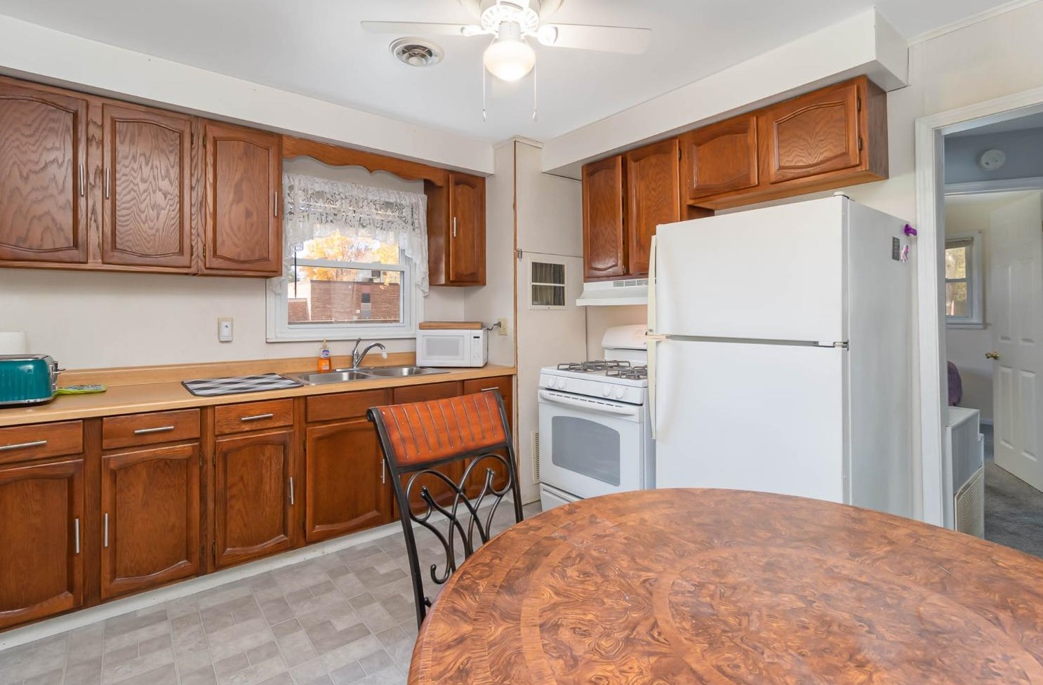 2672 Engle St, Portage, IN 46368