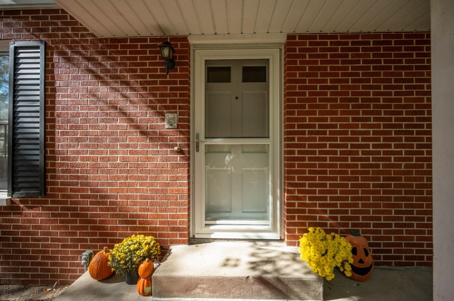 1014 N Roeske Trail, Michigan City, IN 46360