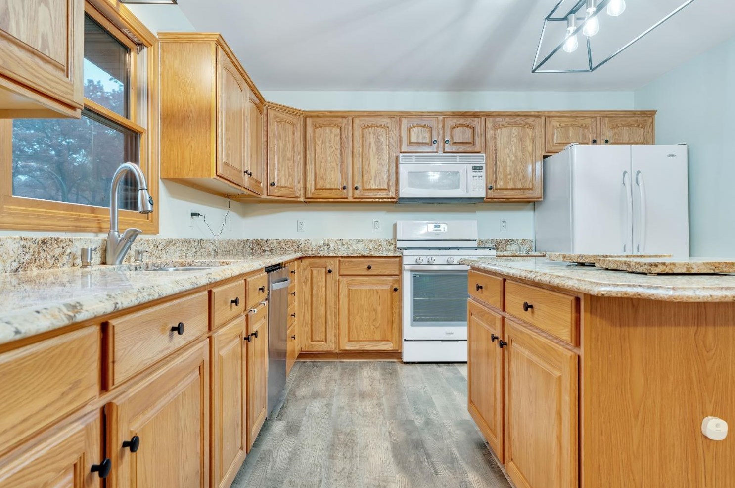 9246 Aspen Ct, Demotte IN  46310-7927 exterior