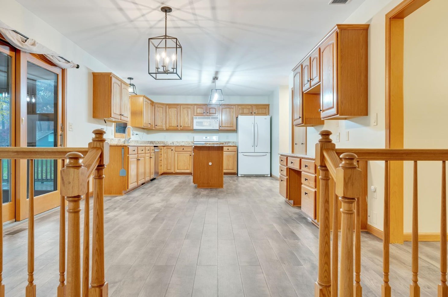 9246 Aspen Ct, Demotte IN  46310-7927 exterior
