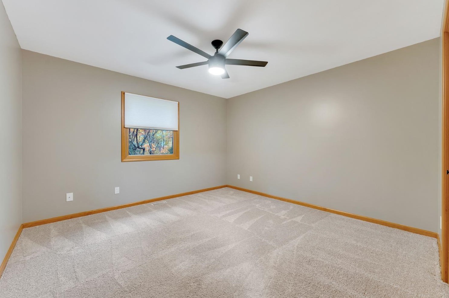 9246 Aspen Ct, Demotte IN  46310-7927 exterior