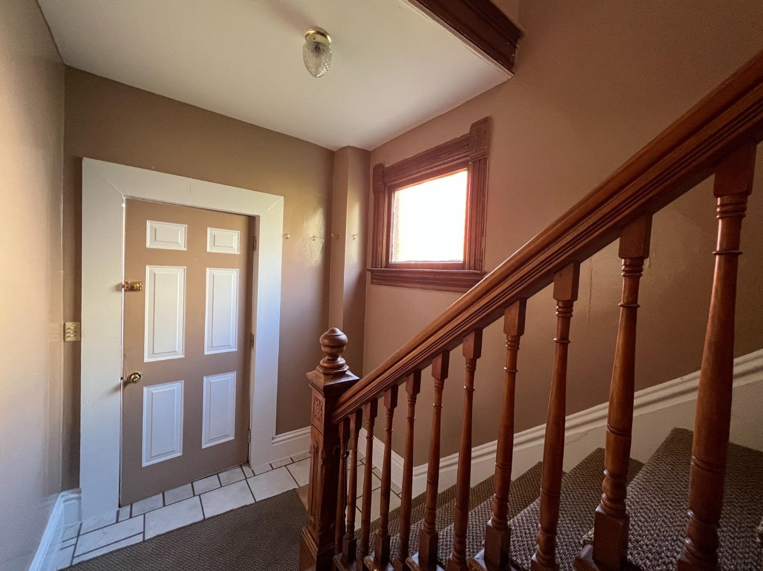109 Lincolnway, La Porte, IN 46350