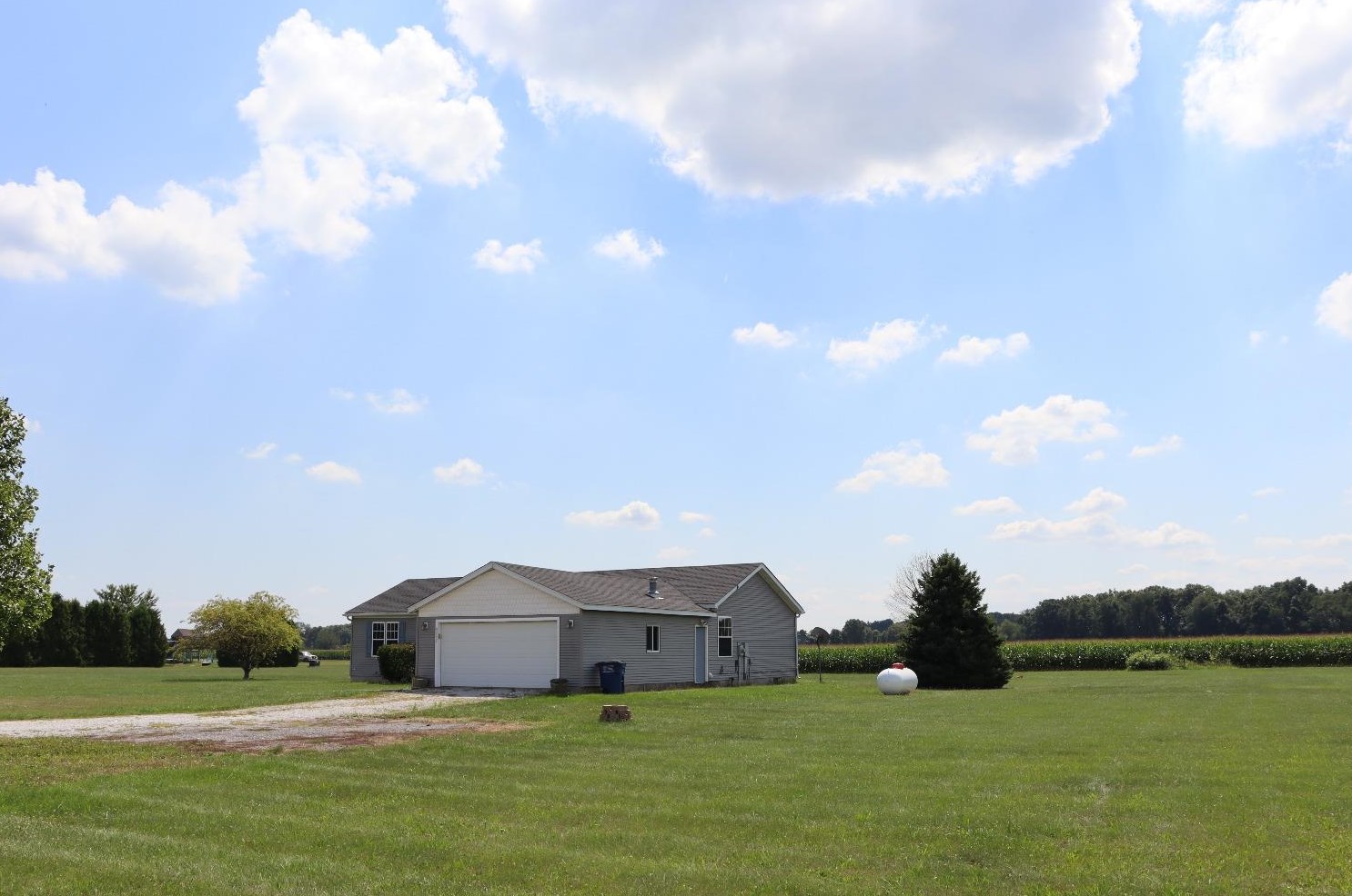 8282 W 800 S, Wanatah, IN 46390