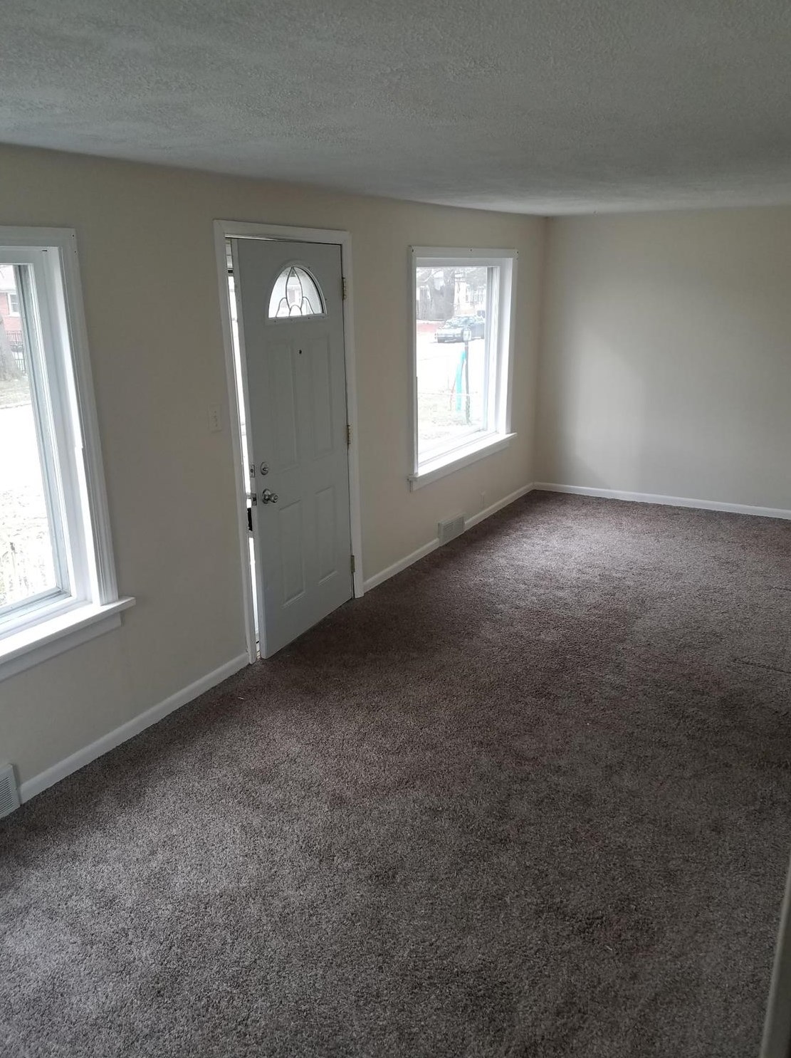 608 Esther St, Michigan City, IN 46360-5626