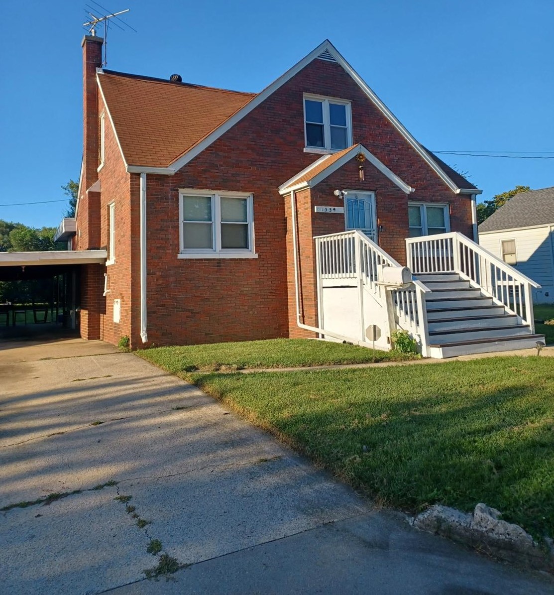 1339 170th St, Hammond, IN 46324