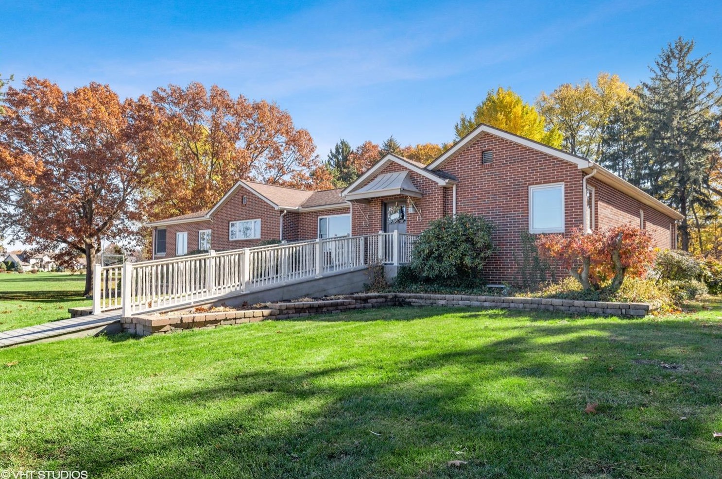 1707 Michigan St, Inwood, IN 46563-1006