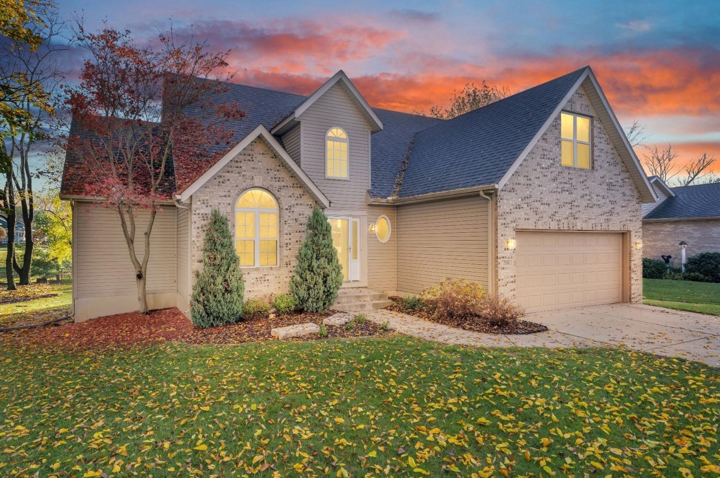 208 Mcafee Dr, Valpo, IN 46383