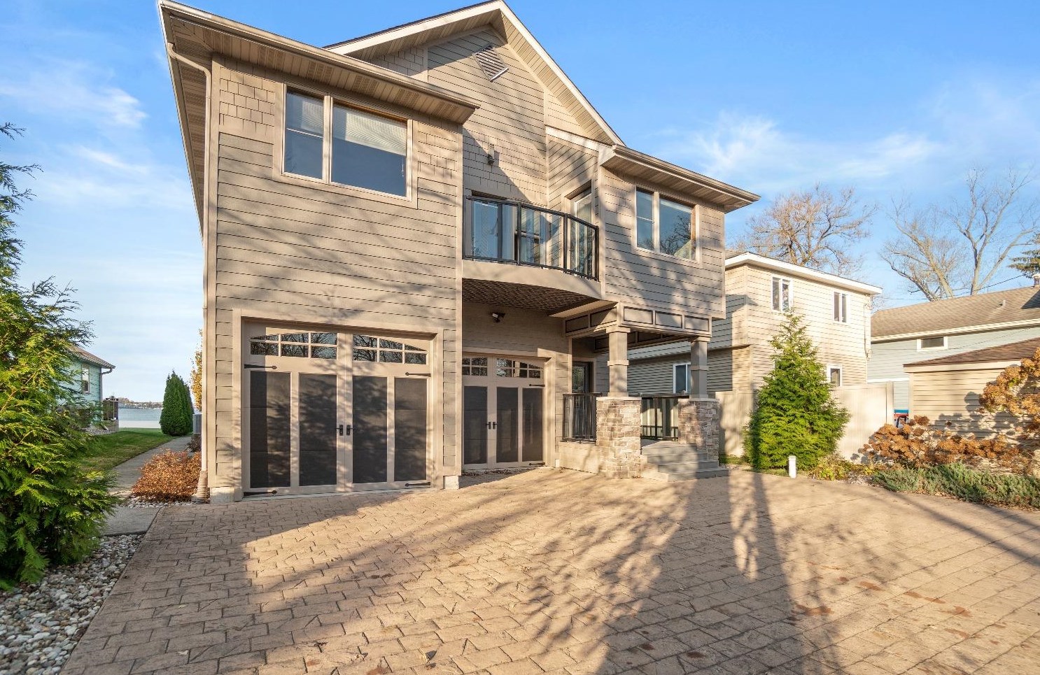 8208 Peterson Blvd, Cedar Lake, IN 46303