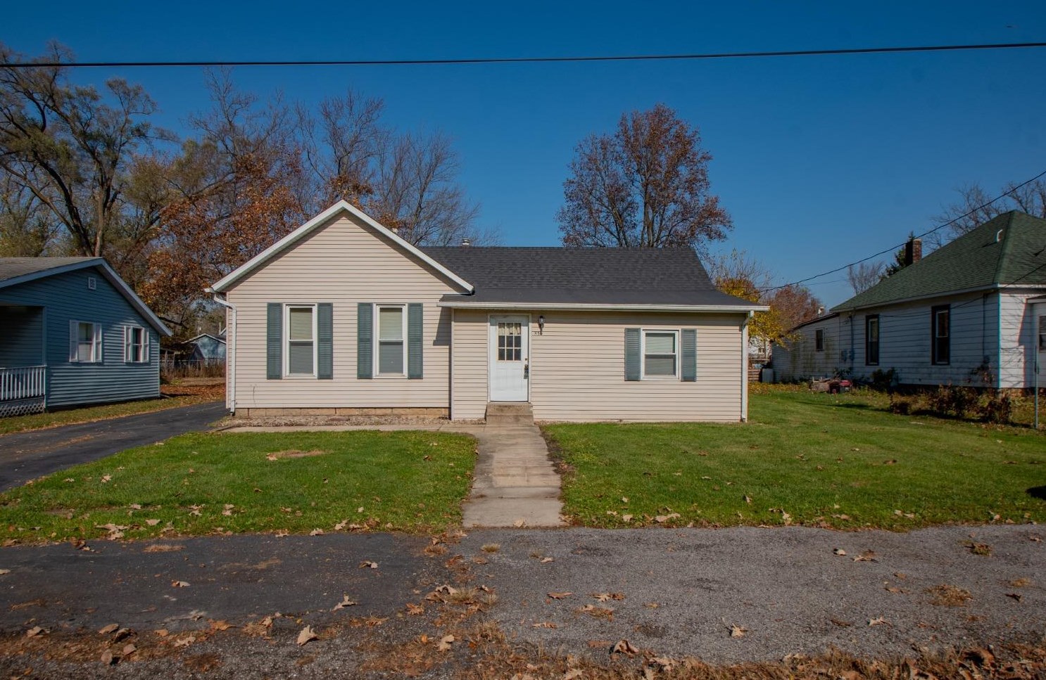 359 Groveland St, Boone Grove, IN 46302