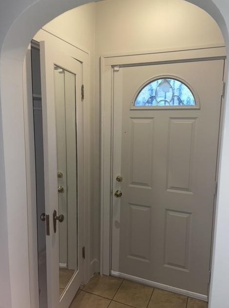200 W 36th Ave, Gary, IN 46408