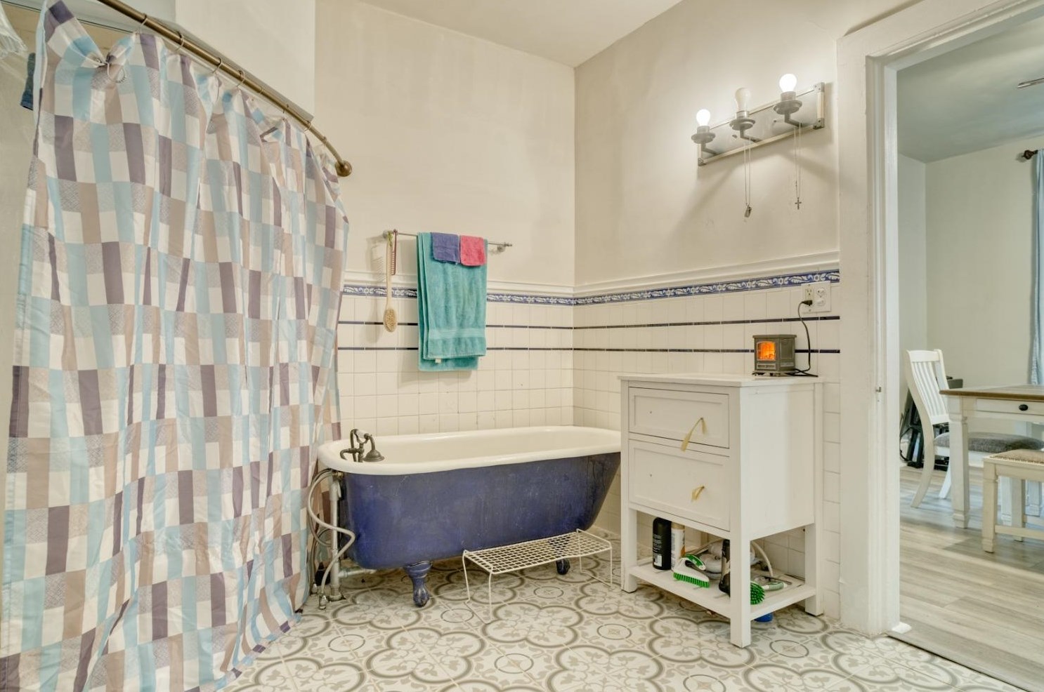 301 F St, La Porte IN  46350-4821 exterior