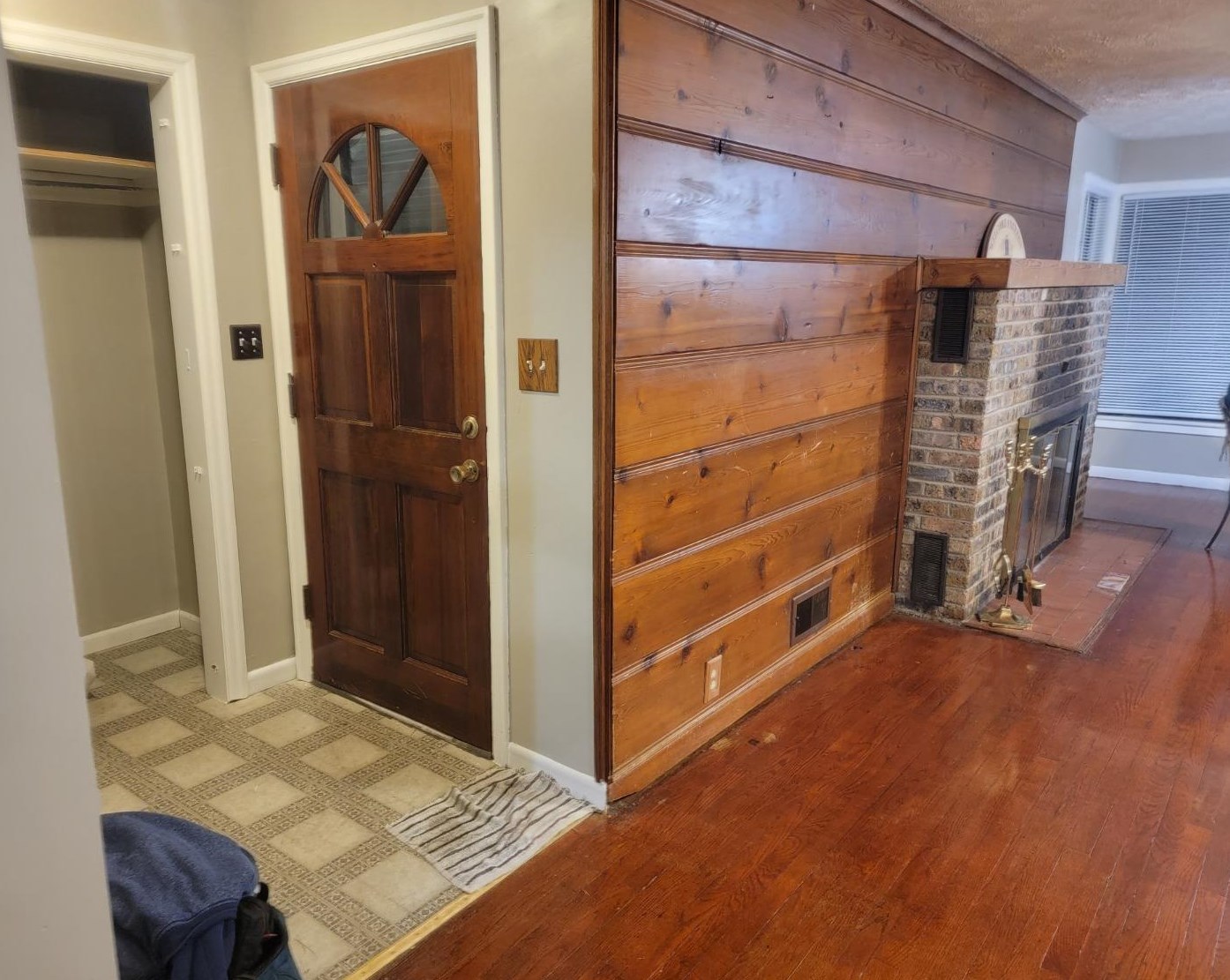 6227 Kentucky Pl, Gary IN  46410-2730 exterior