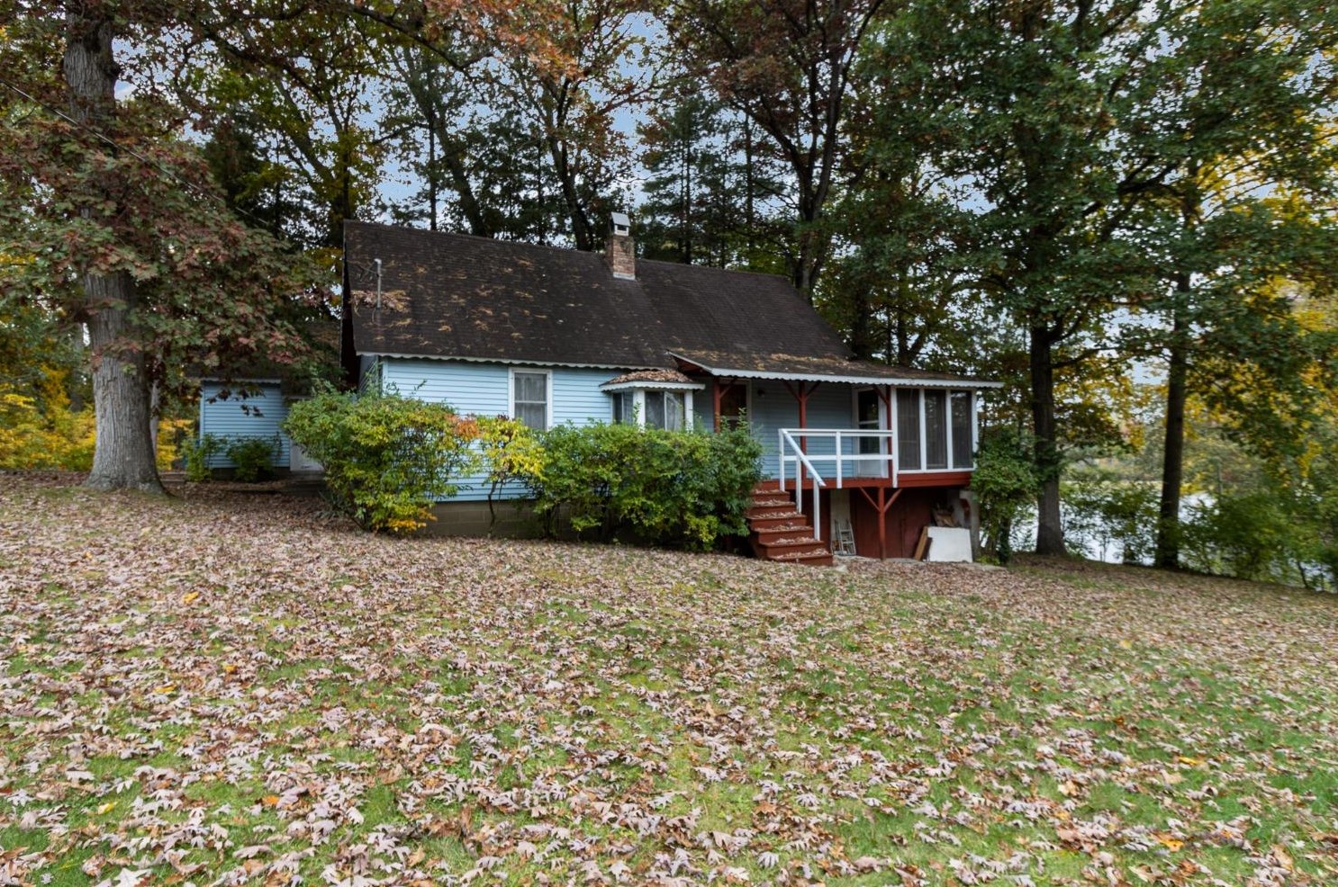 18284 Chickasaw Trail, Burr Oak, IN 46511