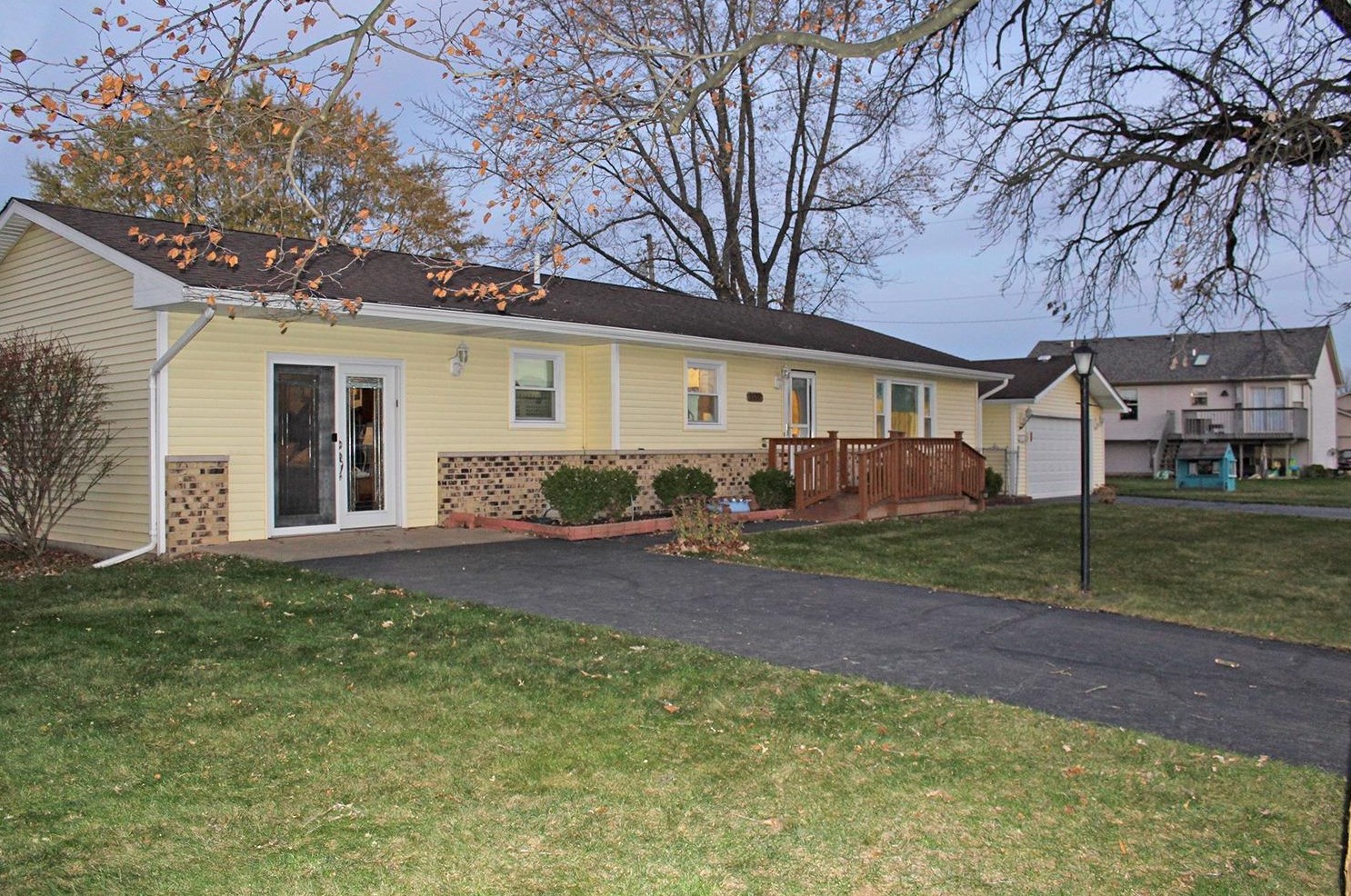 1175 S Colorado St, Hobart, IN 46342