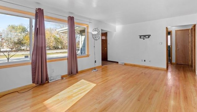 213 N Wood St, Griffith, IN 46319
