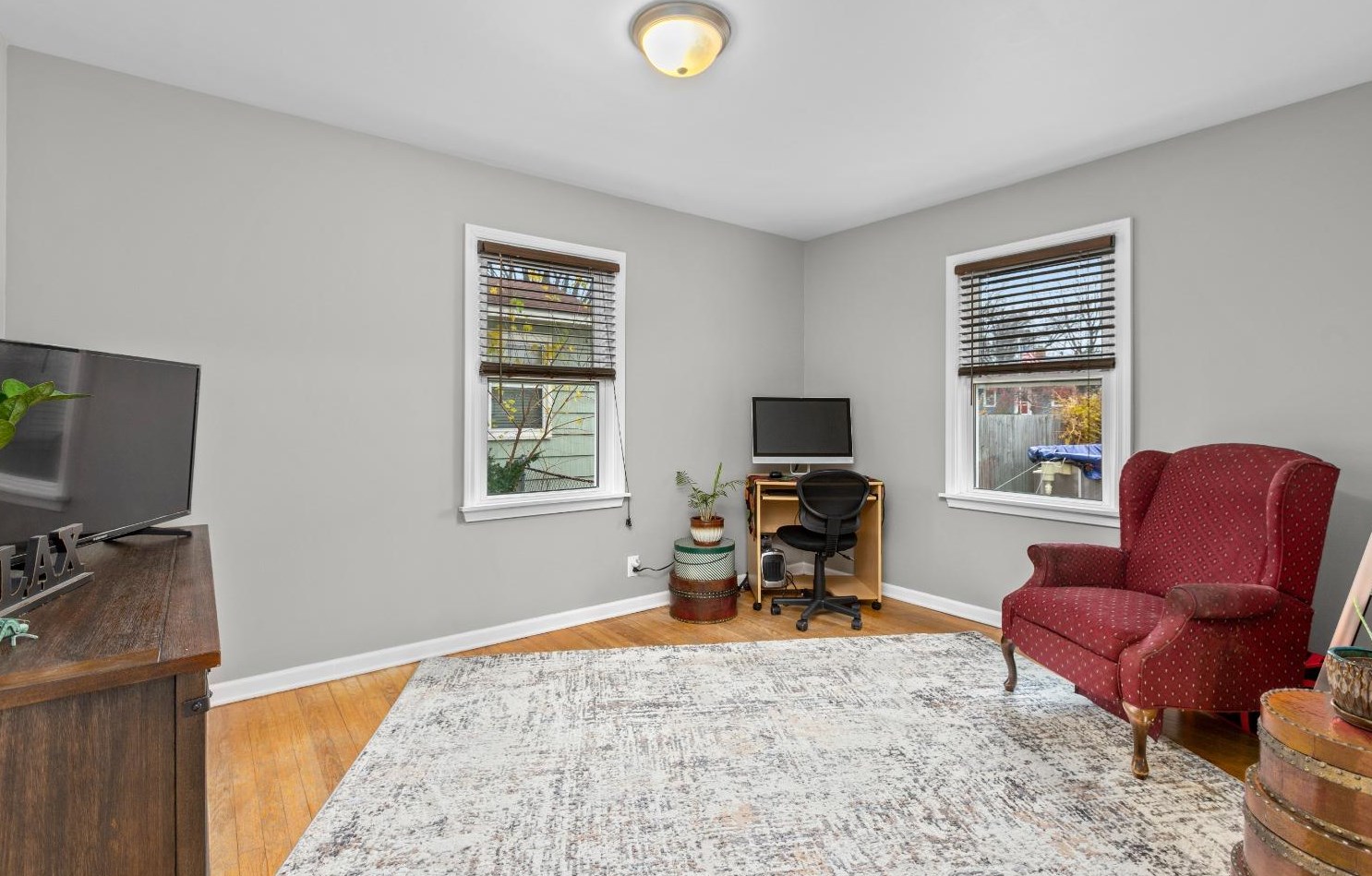 420 Tremont St, Michigan City IN 46360-4733 exterior