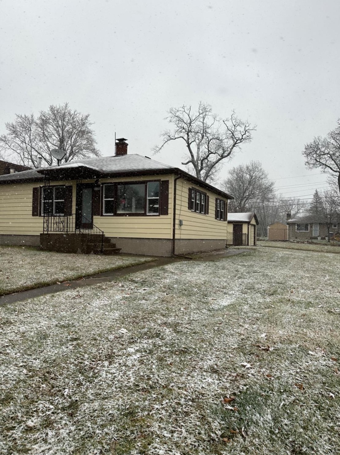 4963 Cleveland St, Gary, IN 46408