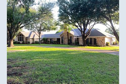 310 Spring Creek Drive, Waxahachie, TX 75165 - Photo 1