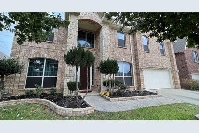 10213 Crawford Farms Drive, Fort Worth, TX 76244 - Photo 1