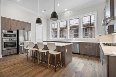 14938 Oak Street, Addison, TX 75001 - Photo 1