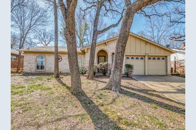 812 San Marcos Lane, Bedford, TX 76021 - Photo 1