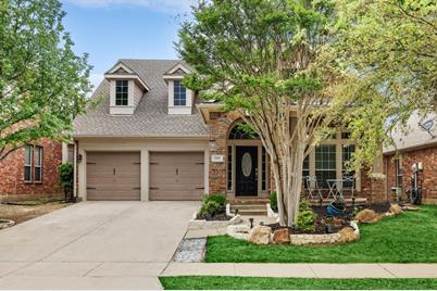 1271 Bonham Parkway, Lantana, TX 76226 - Photo 1