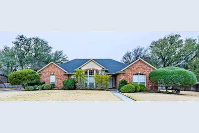 341 Lakeside Oaks Circle, Lakeside, TX 76135 - Photo 1