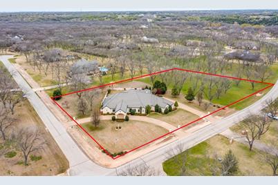 7400 Fox Fire Court, Granbury, TX 76049 - Photo 1