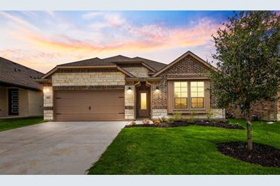 415 Hazeltine Road, Red Oak, TX 75154 - Photo 1