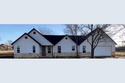 401 Overland Trail, Bridgeport, TX 76426 - Photo 1