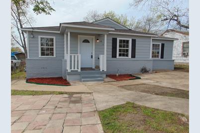 4135 Opal Avenue, Dallas, TX 75216 - Photo 1