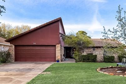 701 Robinhood Lane, Bedford, TX 76021 - Photo 1