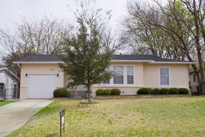 4613 Rutland Avenue, Fort Worth, TX 76133 - Photo 1