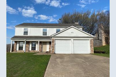 4622 Covington Court, Grand Prairie, TX 75052 - Photo 1