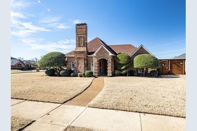 1225 Shawnee Trail, Carrollton, TX 75007 - Photo 1