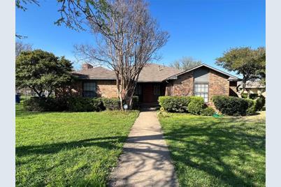 1729 Dynasty Circle, Glenn Heights, TX 75154 - Photo 1