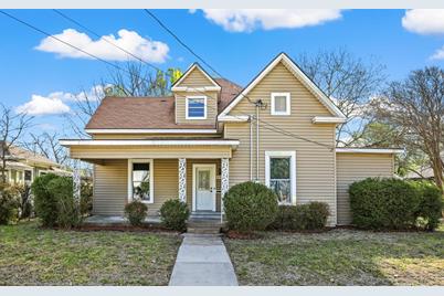 3919 Stonewall Street, Greenville, TX 75401 - Photo 1