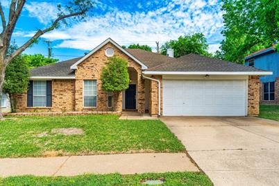 7103 Hawaii Lane, Arlington, TX 76016 - Photo 1