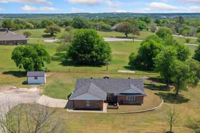 118 Oakwood Drive, Weatherford, TX 76086 - Photo 1