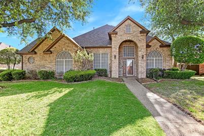 2806 Carla Drive, Rowlett, TX 75088 - Photo 1