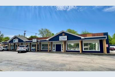 208 E Broad Street, Mansfield, TX 76063 - Photo 1