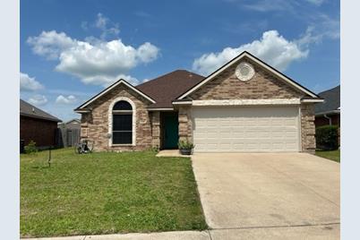 2204 Memphis Street, Ennis, TX 75119 - Photo 1